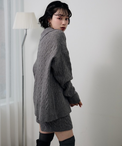 LAULEN(ローレン)の「skipper neck cable knit 2set /襟付きスキッパーネックケーブルニットショートパンツ2セット(セットアップ・レディース・チャコールグレー/ブラック/アイボリー・FREE)」の12枚目の写真