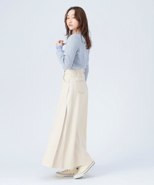 BEAMS HEART(ビームスハート)の「タック デニム スカート(スカート・レディース・ネイビー/ナチュラル・SMALL/MEDIUM)」の4枚目の写真