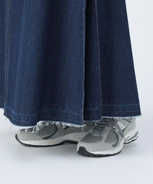 BEAMS HEART(ビームスハート)の「タック デニム スカート(スカート・レディース・ネイビー/ナチュラル・SMALL/MEDIUM)」の17枚目の写真