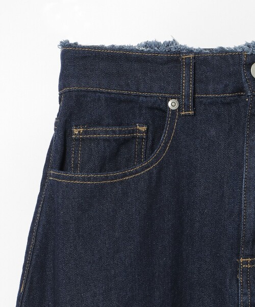 BEAMS HEART(ビームスハート)の「タック デニム スカート(スカート・レディース・ネイビー/ナチュラル・SMALL/MEDIUM)」の11枚目の写真