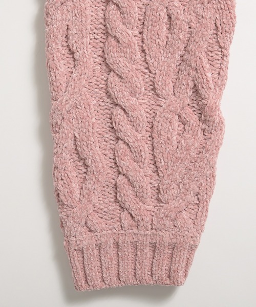 MUHET（ミュエータ）の「velour chenille yarn cable knit sweater
