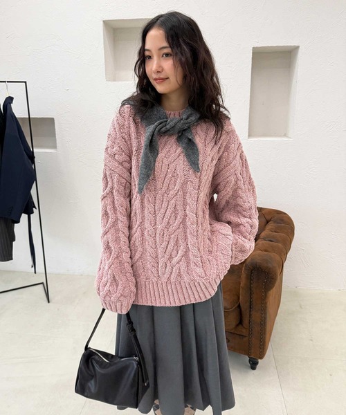 MUHET(ミュエータ)の「velour chenille yarn cable knit sweater / ベロアモールケーブルニット(ニット/セーター・レディース・ピンク/ネイビー/アイボリー・FREE)」の7枚目の写真