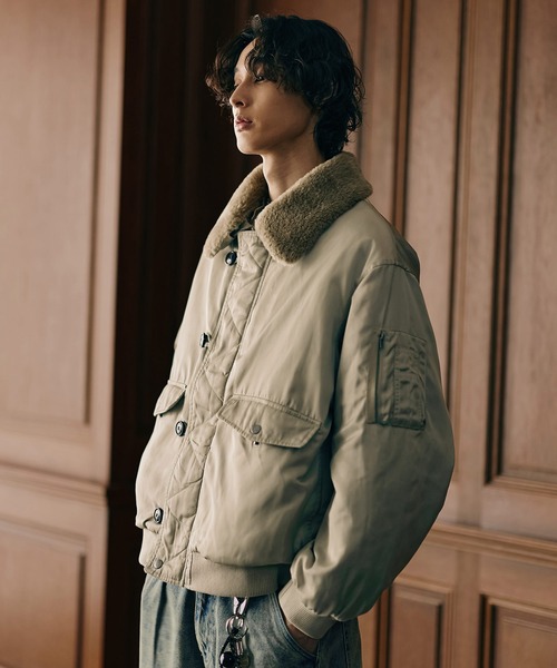 Bleme（ブレム）の「2WAYフライトジャケット / N-2B ミリタリー ジャケット 【襟ファー取り外し可能】（ミリタリージャケット・メンズ・ブラック系/ベージュ系/カーキ系・M/S/XL/L）」の21枚目の写真