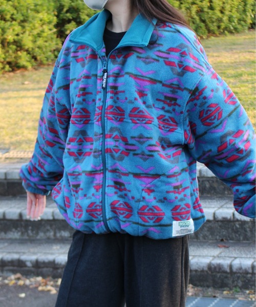 DISCUS ATHLETIC（ディスカス　アスレチック）の「【DISCUS ATHLETIC/ディスカス アスレチック】フリースパイピング配色フルＺＩＰハイネック(無地＆総柄)（ブルゾン・レディース・チャコール/オートミール/ネイビー/ブルー/その他・M/LL/L）」の6枚目の写真