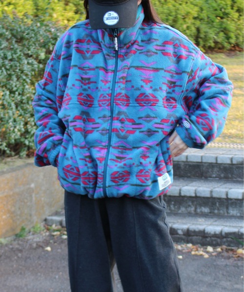 DISCUS ATHLETIC（ディスカス　アスレチック）の「【DISCUS ATHLETIC/ディスカス アスレチック】フリースパイピング配色フルＺＩＰハイネック(無地＆総柄)（ブルゾン・レディース・チャコール/オートミール/ネイビー/ブルー/その他・M/LL/L）」の10枚目の写真