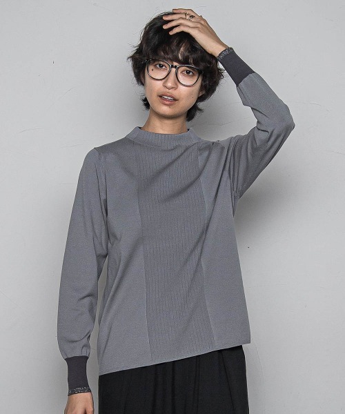 MAYSON GREY(メイソングレイ)の「ボトルネック配色ニットプルオーバー≪手洗い可能≫(ニット/セーター・レディース・オフホワイト/ブラック/ライトグレー/ブルー・M)」の14枚目の写真