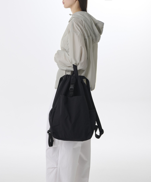 MUSINSA STANDARD（ムシンサスタンダード）の「リップストップワンバックルドローストリングバックパック[ブラック]（バックパック/リュック・レディース・その他・FREE）」の9枚目の写真