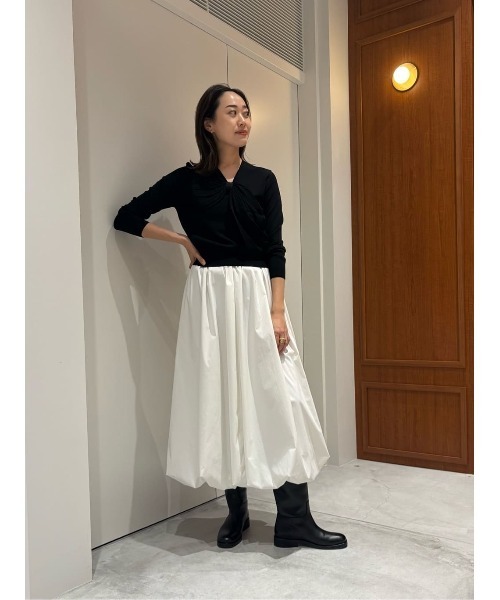 ESTNATION（エストネーション）の「ESTNATION / タックバルーン バックゴムスカート（スカート・レディース・オフホワイト/カーキ/ブラック・36/38）」の16枚目の写真