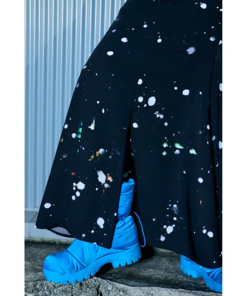 ENFOLD（エンフォルド）の「TOKYO SNOWING ランダムスリットスカート（スカート・レディース・ブラック・38/36）」の6枚目の写真