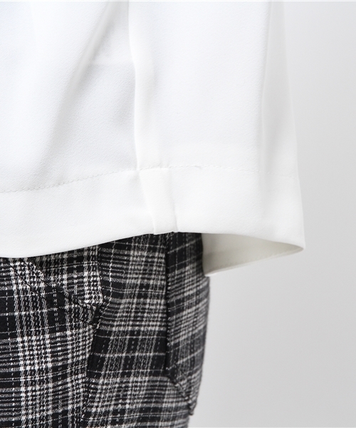 N.（N. Natural Beauty Basic）（エヌエヌナチュラルビューティーベーシック）の「プレートネックブラウス（シャツ/ブラウス・レディース・ホワイト/ネイビー・MEDIUM）」の3枚目の写真