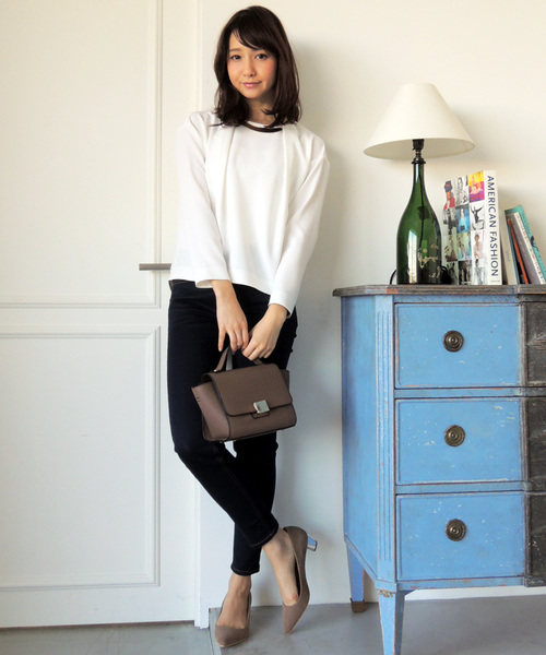 N.（N. Natural Beauty Basic）（エヌエヌナチュラルビューティーベーシック）の「プレートネックブラウス（シャツ/ブラウス・レディース・ホワイト/ネイビー・MEDIUM）」の18枚目の写真