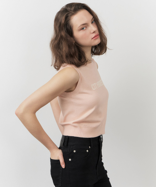 CITYBREEZE(シティブリーズ)の「シティロゴスリーブレスクロップトップ_PINK(Tシャツ/カットソー・レディース・ピンク・FREE)」の5枚目の写真