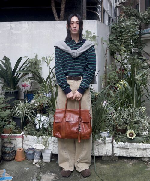 UNGIMMICK(アンジミック)の「WAVE-TUCK WASHED LIGHT PANTS (BEIGE)(デニムパンツ・メンズ・その他・SMALL/MEDIUM/LARGE)」の9枚目の写真