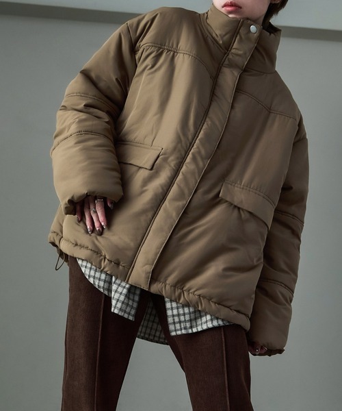 Fashion Letter(ファッションレター)の「スタンドカラー中綿パディングコート(ダウンジャケット/コート・レディース・モカ/オフホワイト/ブラック・M)」の17枚目の写真