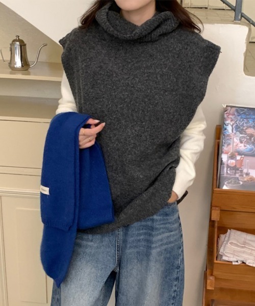 ONEP STAR(ワンピスター)の「ノースリーブタートルネックニットトップス(ニット/セーター・レディース・ブラック/ダークブラウン/ベージュ/ダークグレー・FREE)」の21枚目の写真