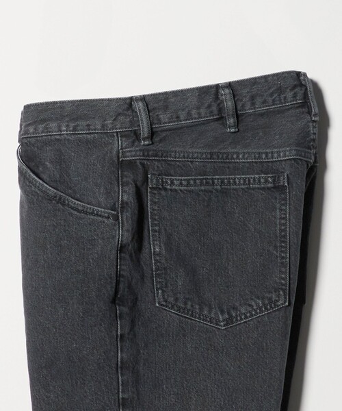 UNITED ARROWS（ユナイテッドアローズ）の「ブラック×ブラック デニム ロデオストレート（デニムパンツ・メンズ・ライトグレー・S/XL/M/L）」の10枚目の写真