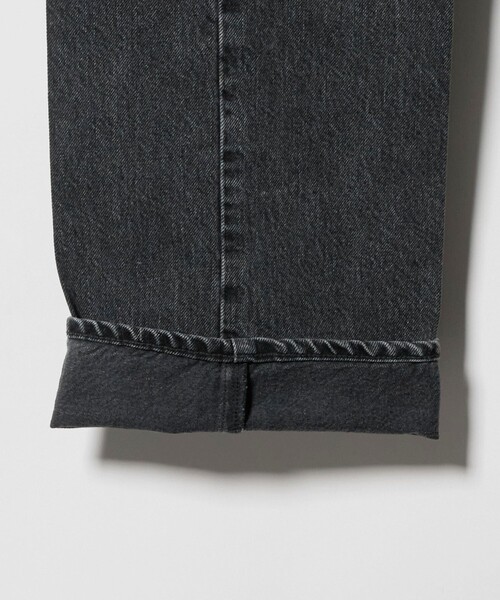 UNITED ARROWS（ユナイテッドアローズ）の「ブラック×ブラック デニム ロデオストレート（デニムパンツ・メンズ・ライトグレー・S/XL/M/L）」の18枚目の写真