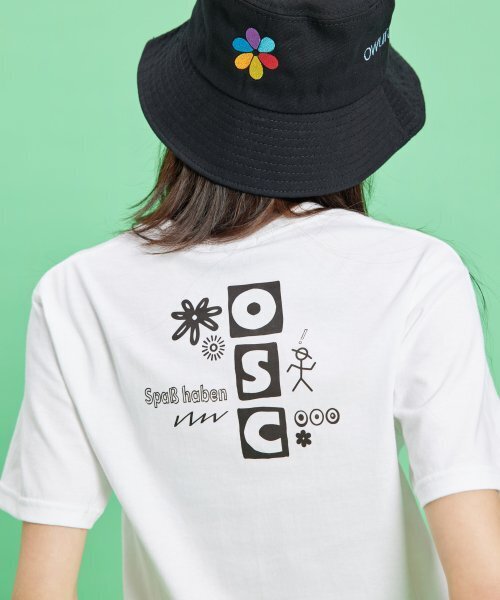 OWURA(オウラ)の「ノーティグラフィックTシャツ_ホワイト(Tシャツ/カットソー・レディース・その他・FREE)」の1枚目の写真