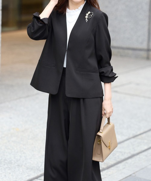 Viola e Viola（ヴィオラエヴィオラ）の「【2点セット】洗える！カラーレスジャケットガウチョスーツ（スーツパンツ・レディース・ネイビー/ブラック・M/L/LL）」の8枚目の写真