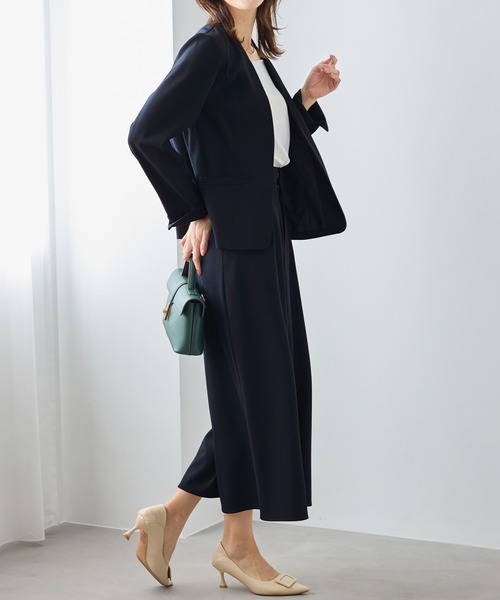 Viola e Viola（ヴィオラエヴィオラ）の「【2点セット】洗える！カラーレスジャケットガウチョスーツ（スーツパンツ・レディース・ネイビー/ブラック・M/L/LL）」の14枚目の写真