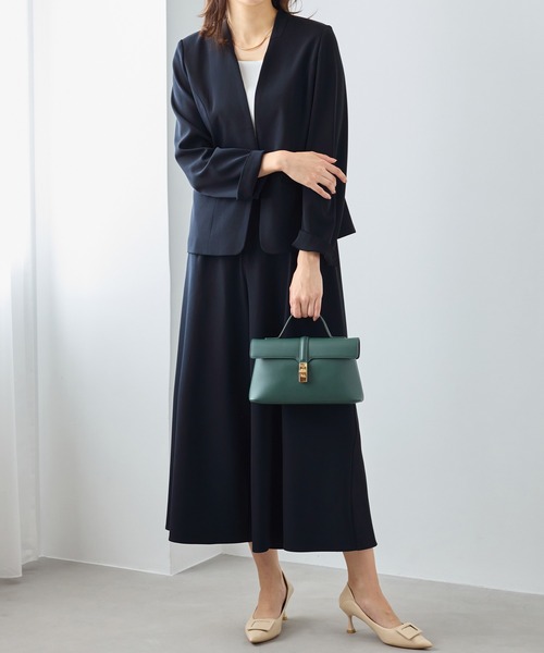 Viola e Viola（ヴィオラエヴィオラ）の「【2点セット】洗える！カラーレスジャケットガウチョスーツ（スーツパンツ・レディース・ネイビー/ブラック・M/L/LL）」の15枚目の写真