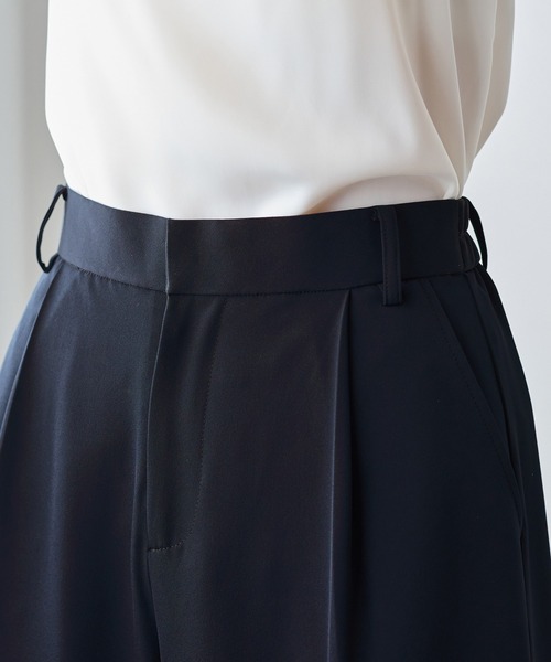 Viola e Viola（ヴィオラエヴィオラ）の「【2点セット】洗える！カラーレスジャケットガウチョスーツ（スーツパンツ・レディース・ネイビー/ブラック・M/L/LL）」の19枚目の写真