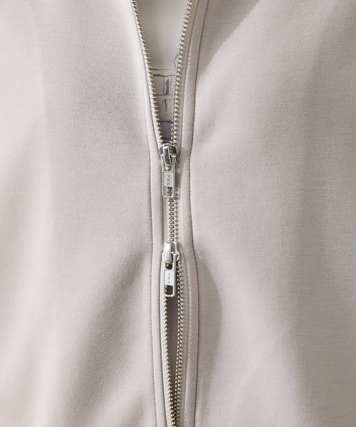 Honeys（ハニーズ）の「ダブルジップパーカー（パーカー・レディース・アイボリー/ブラック/サックスブルー/グレイッシュベージュ/ピンク・S/M/LL/L）」の9枚目の写真