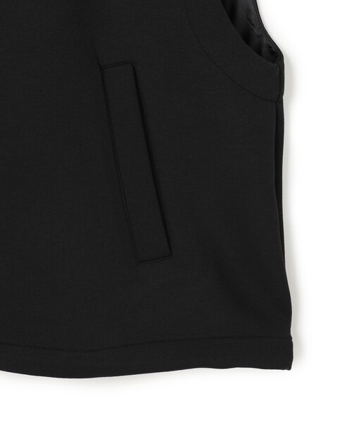UNFILO(アンフィーロ)の「BEAUTY FORM JERSEY スリーブレス ブルゾン(ベスト・レディース・ベージュ系/ブラック系・SMALL/MEDIUM)」の10枚目の写真