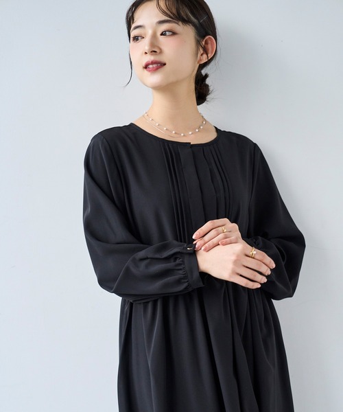 ノーカラータックデザインワンピース 【セレモニー/オケージョン