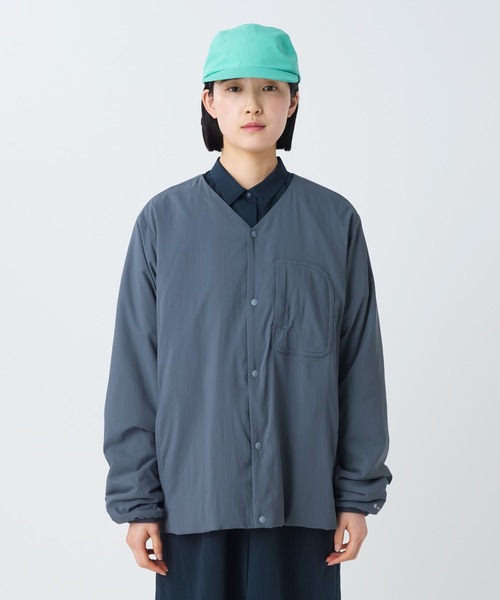 Snow Peak（スノーピーク）の「Snow Peak / Flexible Insulated Cardigan  フレキシブル 断熱 カーディガン（カーディガン/ボレロ・メンズ・ブラック/チャコール/グレイッシュベージュ/ホワイト・S/XL/L/M）」の3枚目の写真