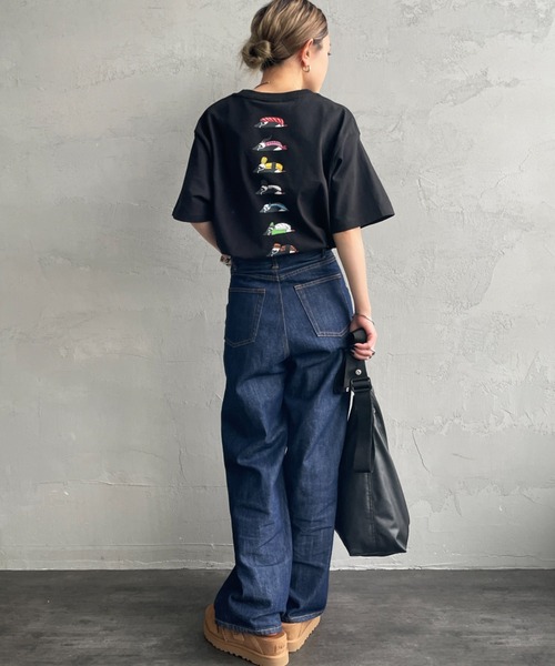 CHUMS（チャムス）の「[CHUMS/チャムス] 別注 BOOBY SUSHI FRIENDS バックプリント ショートスリーブTシャツ（Tシャツ/カットソー・レディース・ブラック/グレイッシュベージュ/ホワイト・M/L/XL/XXL）」の5枚目の写真