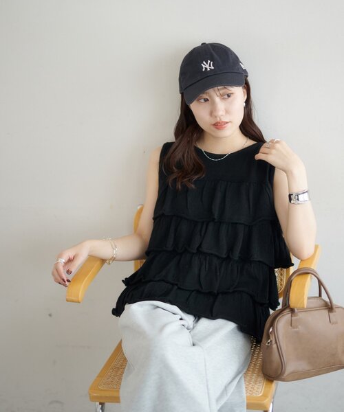 DISCOAT(ディスコート)の「前後2WAYフリル前開きベスト(ベスト・レディース・チャコールグレー/グレー/ブラック・FREE)」の6枚目の写真