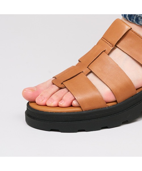Clarks(クラークス)の「Orinoco3 Strap / オリノコ3ストラップ (タンレザー)(サンダル・レディース・タン・UK6/UK5.5/UK5/UK4.5/UK4/UK3.5/UK3)」の20枚目の写真