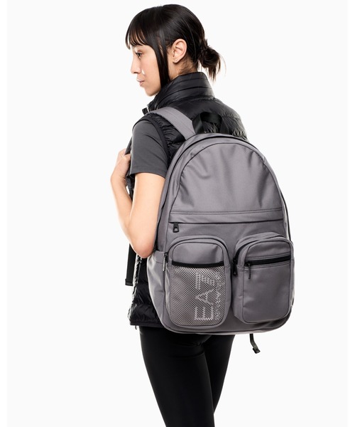 EMPORIO ARMANI EA7（エンポリオアルマーニイーエーセブン）の「<オンライン限定>【エンポリオ アルマーニ EA7】バックパック テクニカルファブリック（バックパック/リュック・メンズ・ブラック/チャコールグレー・FREE）」の8枚目の写真