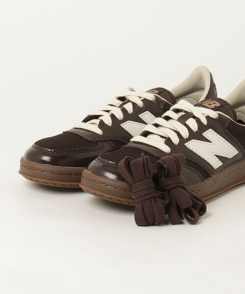 NEW BALANCE(ニューバランス)の「T500(スニーカー・メンズ・ブラウン/ホワイト×ブラウン・22.5cm/23.0cm/23.5cm/24.0cm/24.5cm/25.0cm/25.5cm/26.0cm/26.5cm/27.0cm/27.5cm/28.0cm/28.5cm/29.0cm)」の11枚目の写真