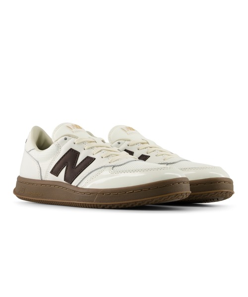 NEW BALANCE(ニューバランス)の「T500(スニーカー・メンズ・ブラウン/ホワイト×ブラウン・22.5cm/23.0cm/23.5cm/24.0cm/24.5cm/25.0cm/25.5cm/26.0cm/26.5cm/27.0cm/27.5cm/28.0cm/28.5cm/29.0cm)」の3枚目の写真