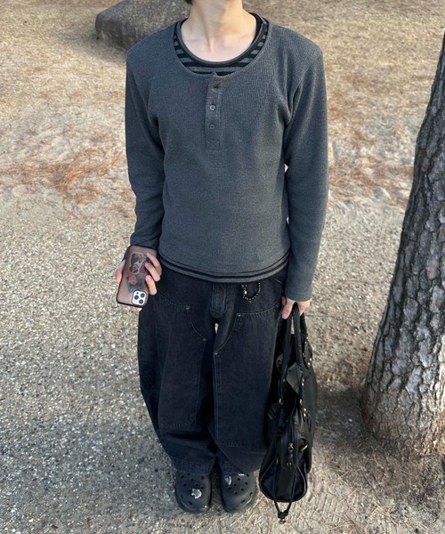 EPNK（イーピーエヌケー）の「13OZ-Double knee wide buggy denim / ダブルニーワイドバギーデニム（デニムパンツ・メンズ・ブルー/ブラック/ブラック系・LARGE/SMALL/MEDIUM）」の7枚目の写真