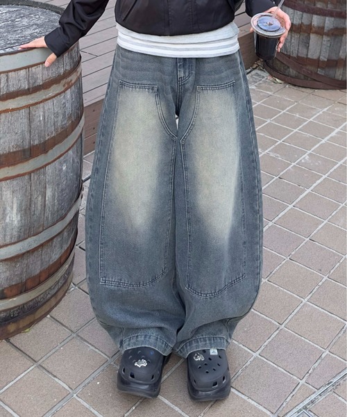 EPNK（イーピーエヌケー）の「13OZ-Double knee wide buggy denim / ダブルニーワイドバギーデニム（デニムパンツ・メンズ・ブルー/ブラック/ブラック系・LARGE/SMALL/MEDIUM）」の12枚目の写真