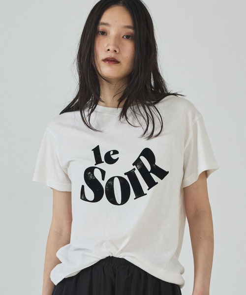 abahouse mavie(アバハウスマヴィ)の「甘編み天竺ロゴTシャツ(Tシャツ/カットソー・レディース・ネイビー/イエロー/ホワイト/チャコールグレー・フリー)」の2枚目の写真
