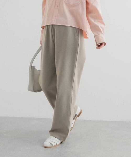 URBAN RESEARCH DOORS（アーバンリサーチドアーズ）の「ダンボールニットパンツ（その他パンツ・レディース・ベージュ系その他/ライトグレー・FREE）」の10枚目の写真