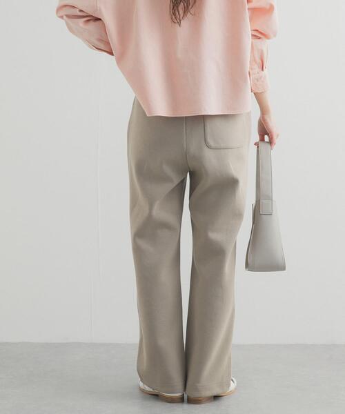 URBAN RESEARCH DOORS（アーバンリサーチドアーズ）の「ダンボールニットパンツ（その他パンツ・レディース・ベージュ系その他/ライトグレー・FREE）」の12枚目の写真