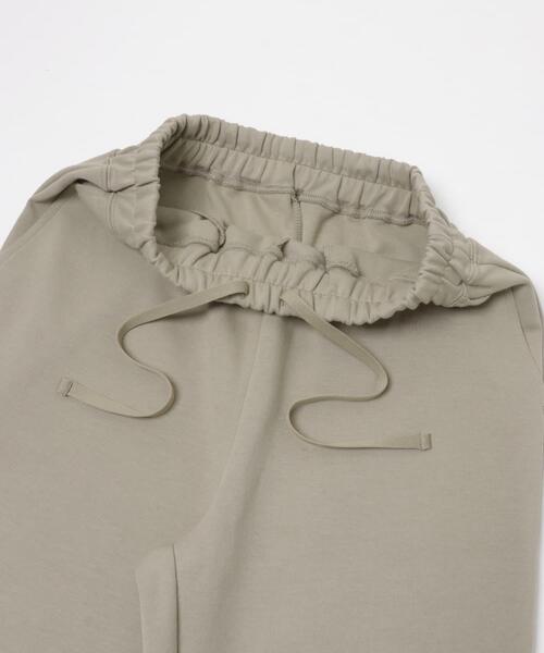 URBAN RESEARCH DOORS（アーバンリサーチドアーズ）の「ダンボールニットパンツ（その他パンツ・レディース・ベージュ系その他/ライトグレー・FREE）」の19枚目の写真