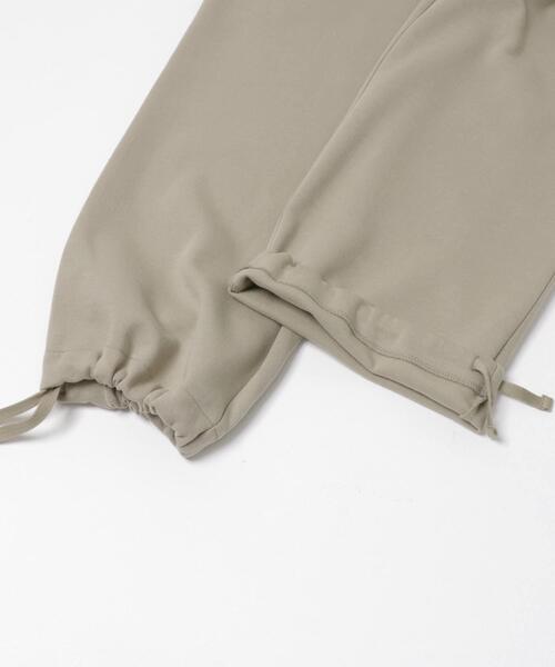 URBAN RESEARCH DOORS（アーバンリサーチドアーズ）の「ダンボールニットパンツ（その他パンツ・レディース・ベージュ系その他/ライトグレー・FREE）」の22枚目の写真