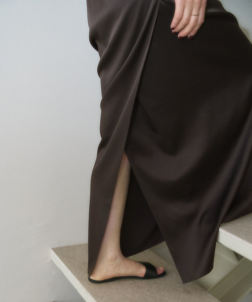 plage（プラージュ）の「MY_silk satin スカート（スカート・レディース・ブラック/ブラウン・34）」の19枚目の写真