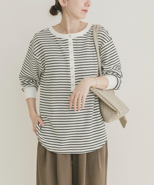 ITEMS URBANRESEARCH(アイテムズ アーバンリサーチ)の「2WAYワッフルプルオーバー(Tシャツ/カットソー・レディース・ホワイト系その他/チャコールグレー/モカ・FREE)」の16枚目の写真