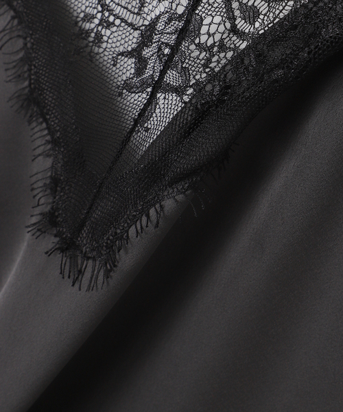 Spick & Span(スピックアンドスパン)の「《WEB限定 / 追加2》レースサテンチュニックキャミソール(キャミソール・レディース・チャコールグレー/ホワイト・FREE)」の8枚目の写真