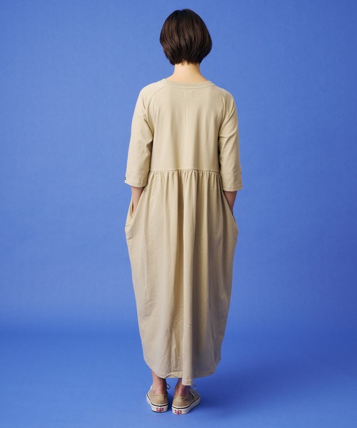 KAVU（カブー）の「KAVU/カブー Gathered dress/ギャザードドレス（ドレス・レディース・ベージュ/ネイビー/ブラック・ONE SIZE）」の20枚目の写真