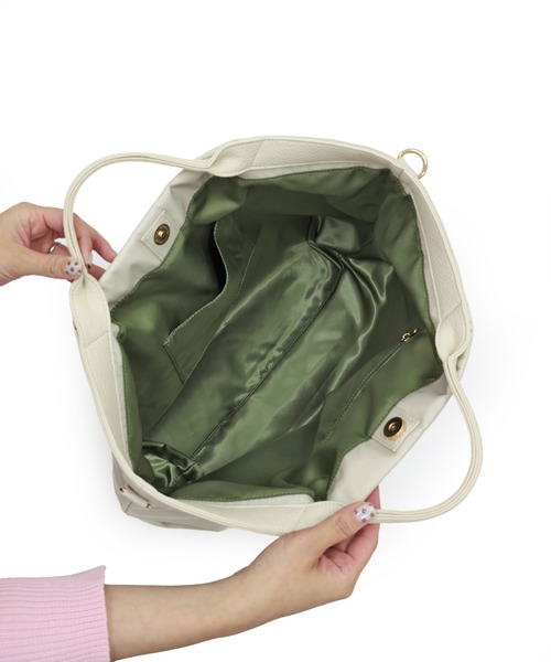 T・S・L（ティーエスエル）の「ラインテープ2wayトートバッグ（トートバッグ・レディース・アイボリー/グレイッシュベージュ/ブラック・FREE）」の6枚目の写真