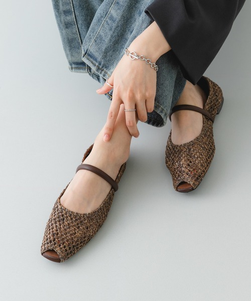 RODE SKO(ロデスコ)の「ピープトゥベルトメッシュフラット(バレエシューズ・レディース・ブラウン/ブラック/アイボリー・36/37/38)」の9枚目の写真