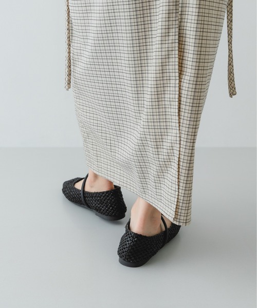 RODE SKO(ロデスコ)の「ピープトゥベルトメッシュフラット(バレエシューズ・レディース・ブラウン/ブラック/アイボリー・36/37/38)」の14枚目の写真